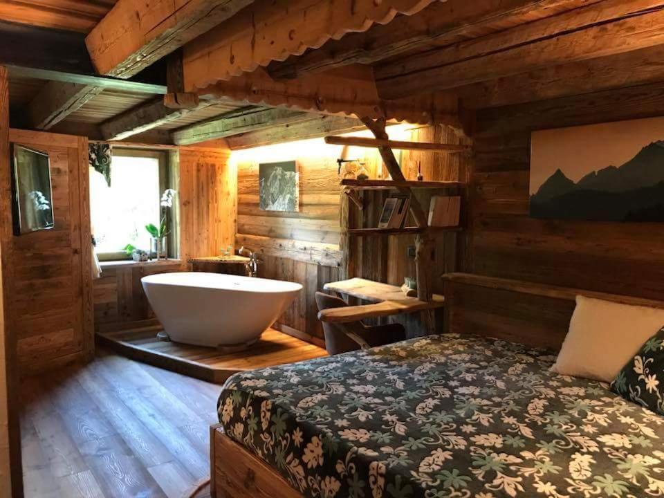 Bed & Breakfast Anisor - Parblanc La Salle Ngoại thất bức ảnh
